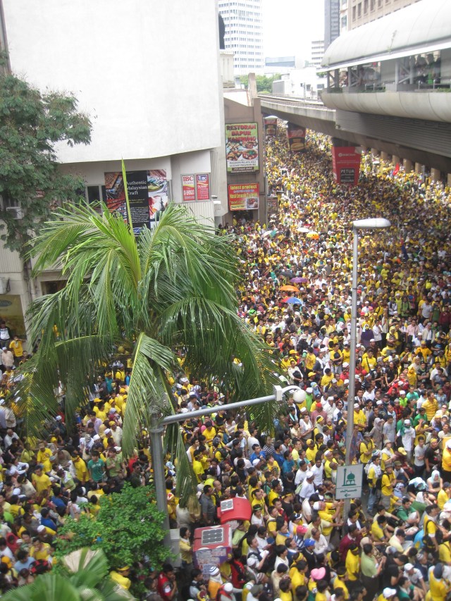 The crowd in front of Masjid Jamek, the closet I got to Merdeka Square